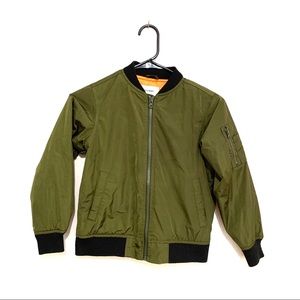 Old navy boys bomber jacket olive green Size 6/7
